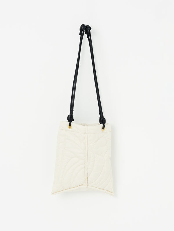 QUILTED TOTE BAG S / IVORY