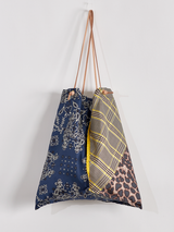 &lt;Print Tote Bag L&gt; Kaleido Bandana &amp; Material Image