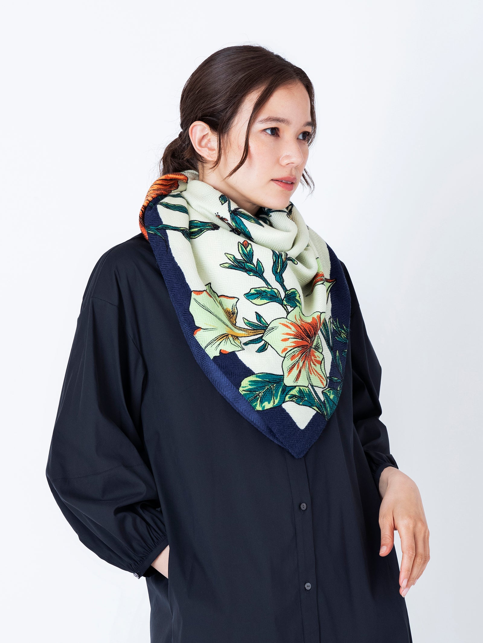 ウールシルクストールヘリンボーン織120＞フラワーブーケ – manipuri