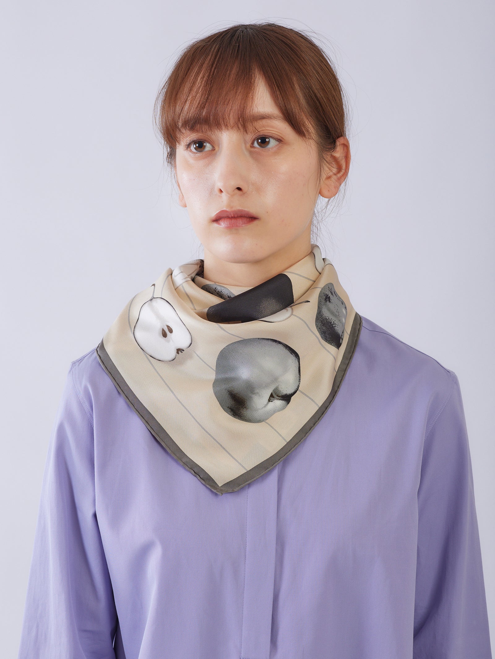 apple_grey_1600x.jpg?v=1688462702