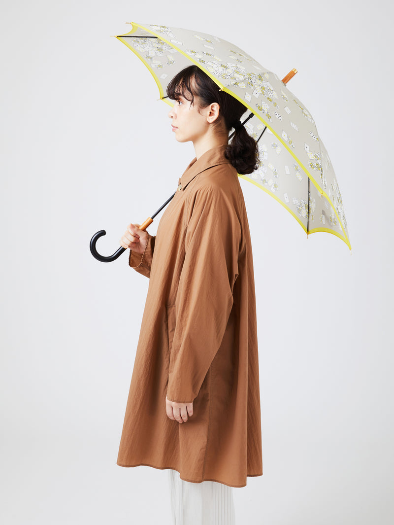 &lt;Long Umbrella for Rain or Shine&gt; Playing Cards